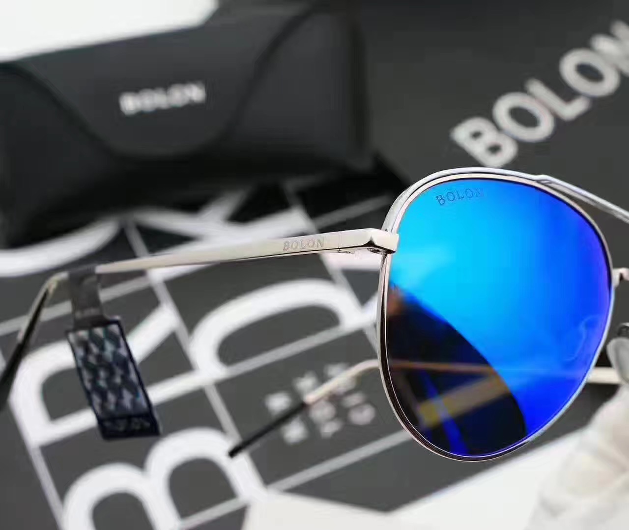 名牌太阳眼镜专供微商代理市场一件起代发