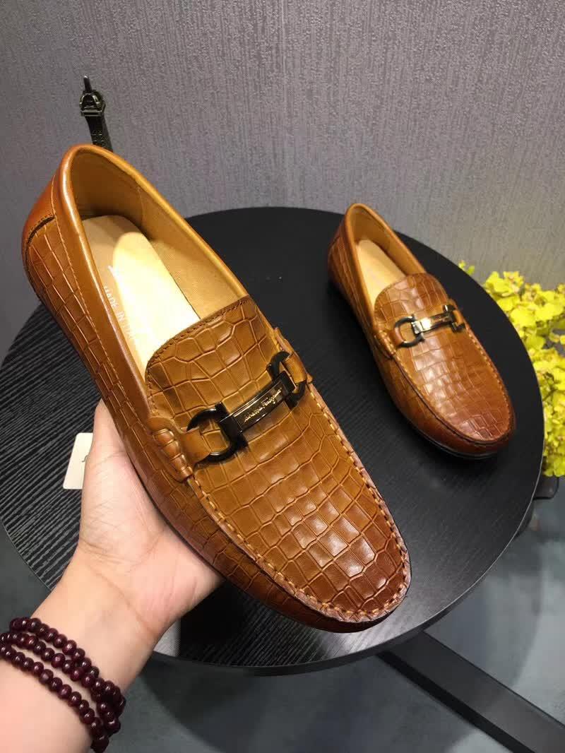 奢侈品男鞋 广州奢侈品大牌男鞋工厂招微商代理一件代发