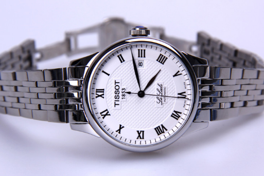 奢侈品手表为什么那么贵？揭秘名牌手表昂贵的原因(www.zzx8.com)