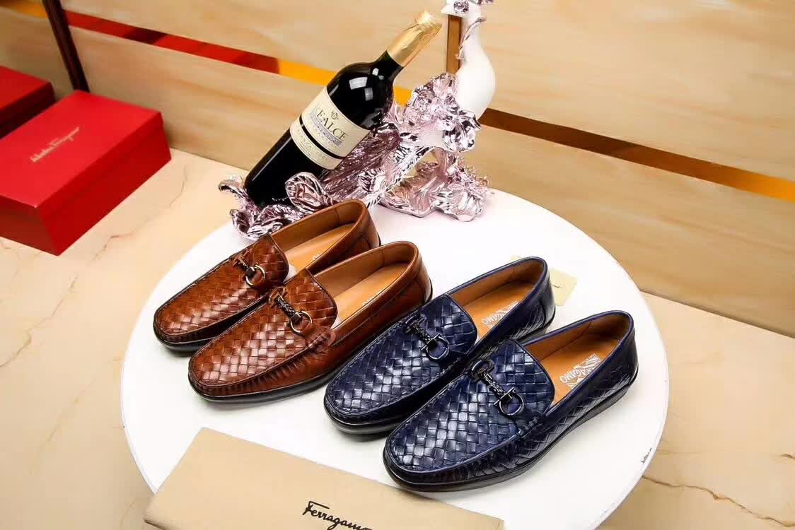 广州奢侈品大牌男鞋批发厂家直销招代理一件代发货源稳定