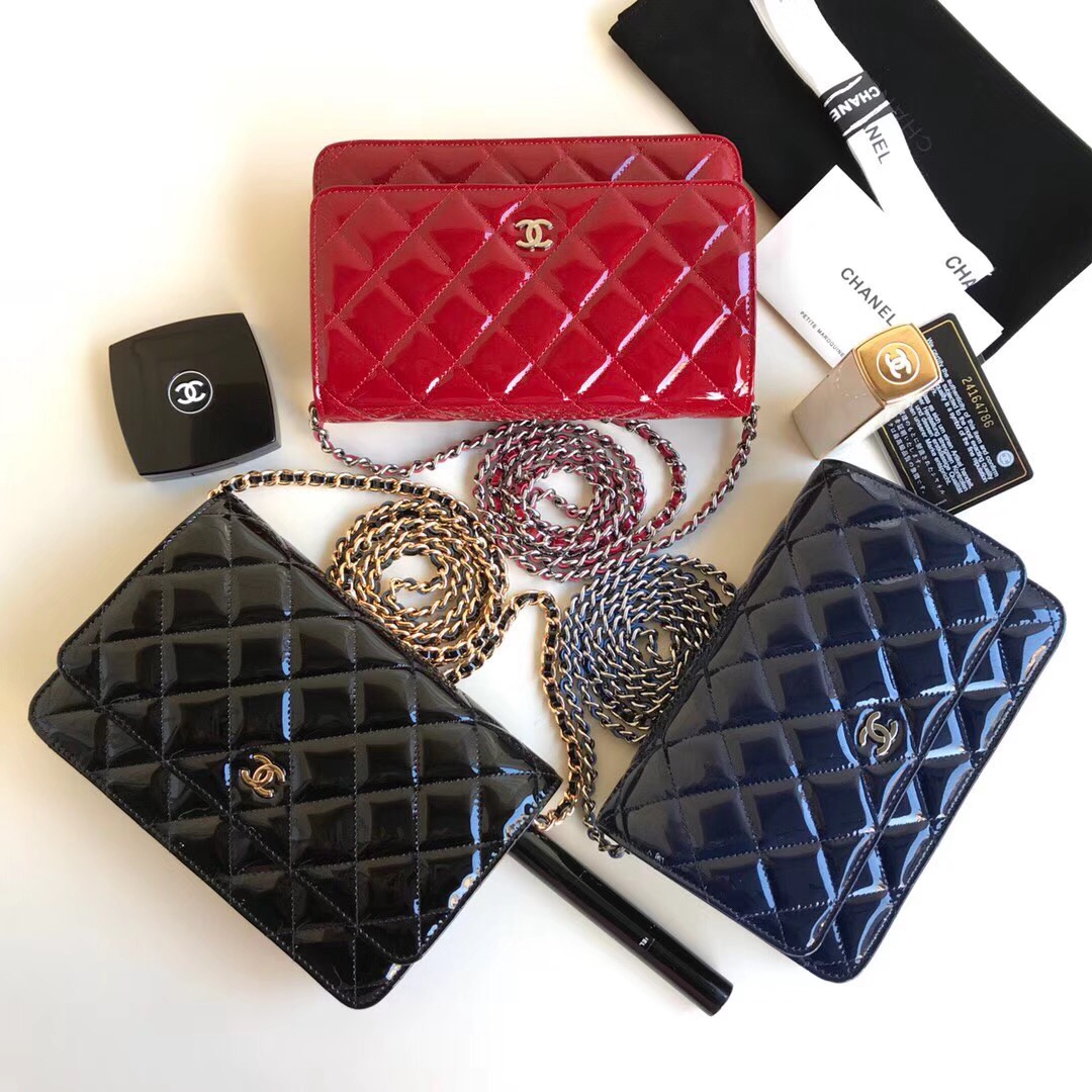 Chanel全新漆皮系列手袋，一比一复刻奢侈品包包微商货源
